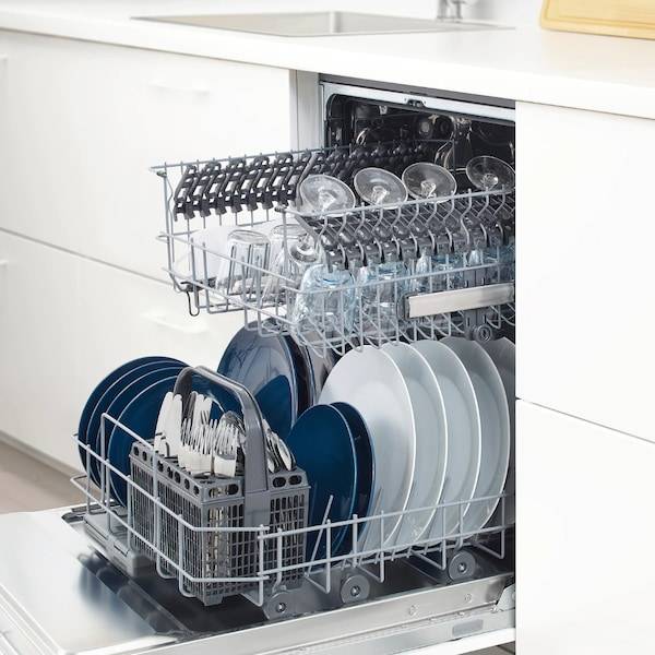 Первый запуск вашей посудомоечной машины по всем правилам