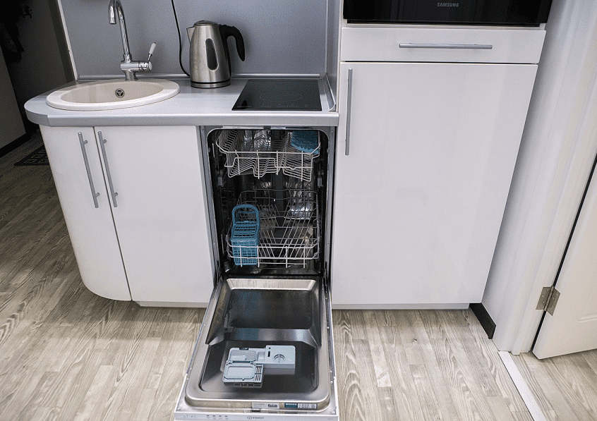 Как выбрать лучшую посудомоечную машину 45 см в 2022 году