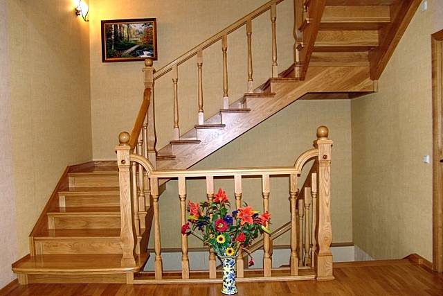 Высота ступеней лестницы в своём доме: расчет оптимального значения с помощью калькулятора