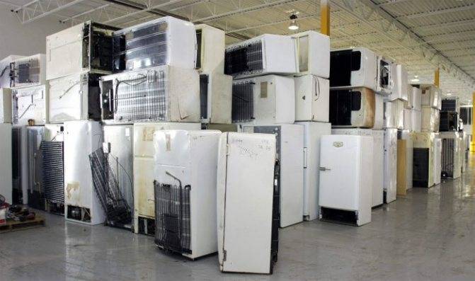 Утилизация холодильников: как правильно расстаться с ненужным холодильным агрегатом