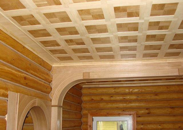 Красим дом внутри – отделка деревянных стен внутри дома