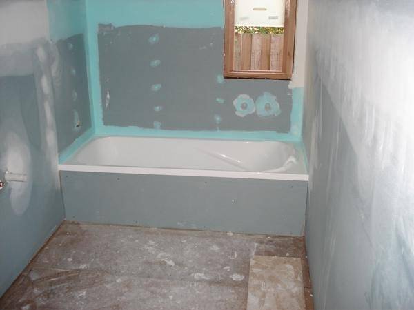 Фото полок в ванной из гипсокартона, сделанных своими руками, описание технологии изготовления