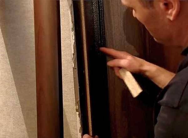 Как отделать откосы входной двери своими руками: пошаговая инструкция