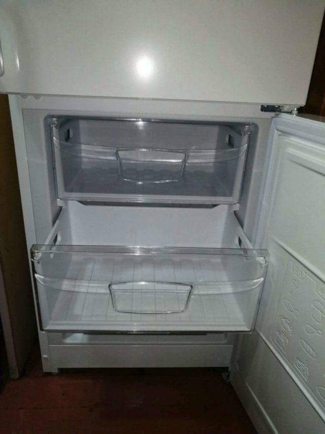 Какой холодильник лучше атлант или индезит: сравнение моделей