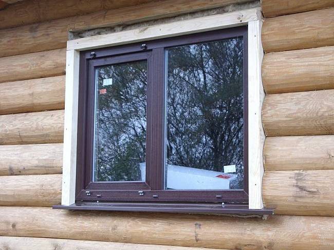 Окосячка окон и дверей в деревянном доме - установка своими руками
