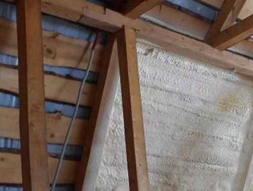 Утепление потолка в доме с холодной крышей: варианты и материалы для теплоизоляции