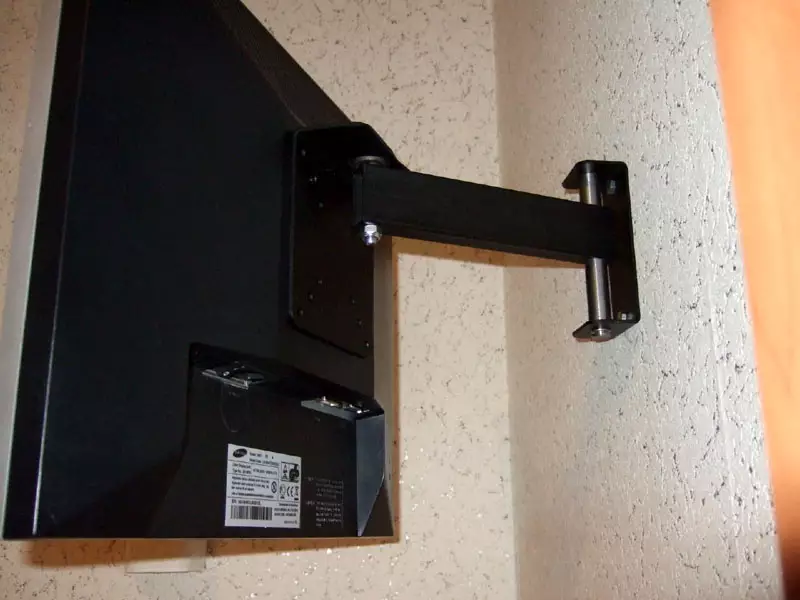 Как правильно установить кронштейн для телевизора на стену и не только