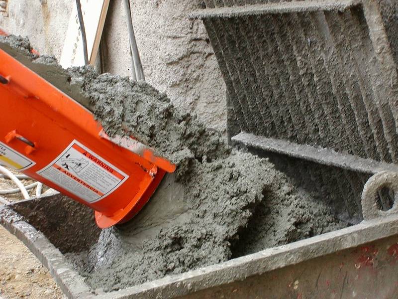 Какой бетон нужен для фундамента дома из разных строительных материалов: разбираемся в нюансах