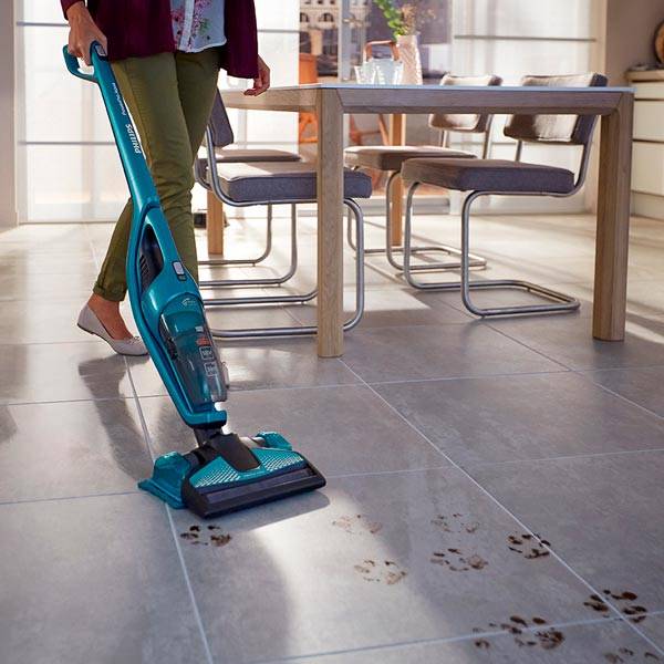 Умный помощник, облегчающий уборку в квартире — робот-пылесос: какое современное устройство лучше выбрать