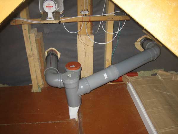 Вентиляция из канализационных труб в частном доме