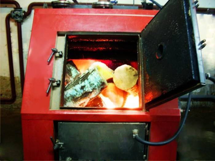 Отопление на дровах. двухтрубная система. изготовление котла. схемы отопления. теплотворная способность дров