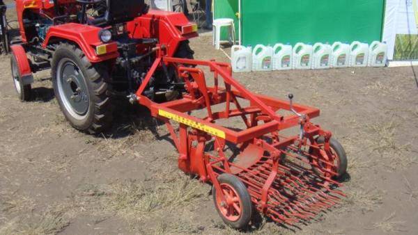 Какой выбрать садовый трактор для работы на сельскохозяйственном участке