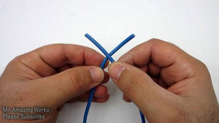 Как правильно соединить провода в распределительной коробке согласно пуэ