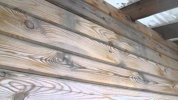Как убрать плесень с деревянных поверхностей: обзор самых эффективных методов