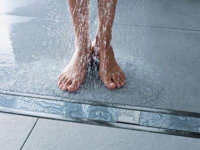Гидроизоляция ванной комнаты под плитку - что лучше использовать?
